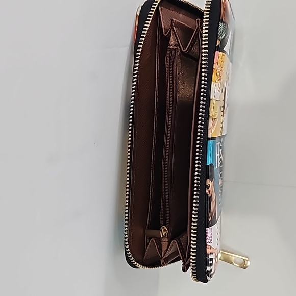 Magazine Cover Collage patent leather Backpack & Wallet Set - Picture 8 of 8